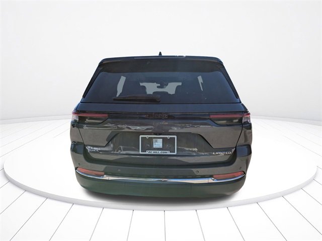 Used 2023 Jeep Grand Cherokee Limited image 5