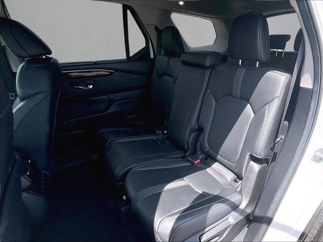 Used 2025 Honda Pilot EX-L image 27