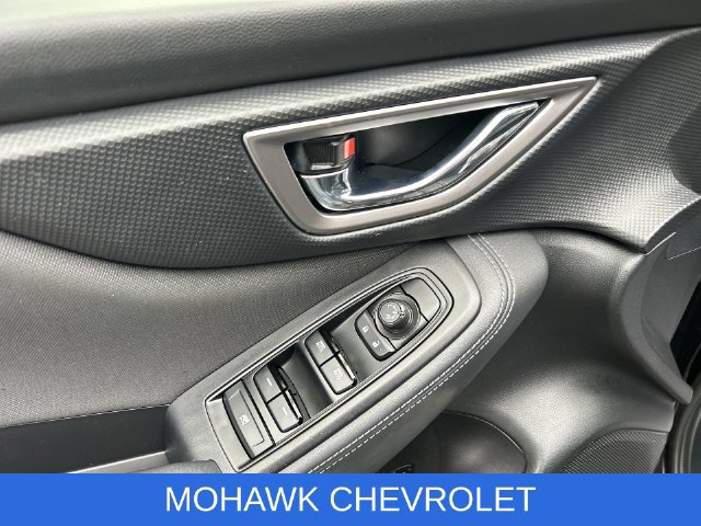Used 2023 Subaru Forester Premium AWD/4WD image 24