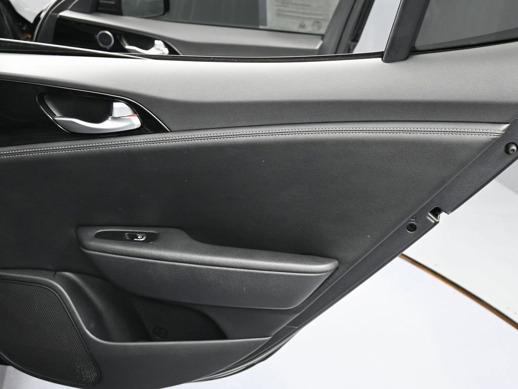 Used 2023 Kia Stinger GT-Line image 34