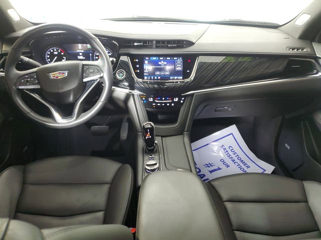 Used 2023 Cadillac XT6 Premium Luxury w/ Technology Package image 17