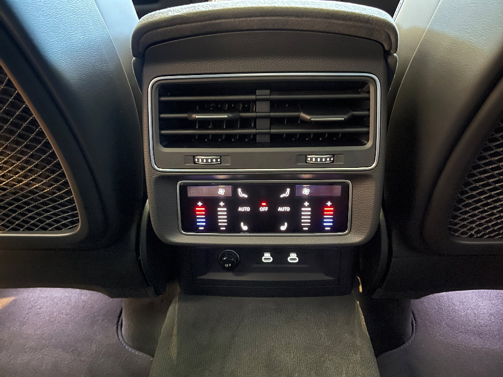 New 2026 Audi RS Q8 performance image 36