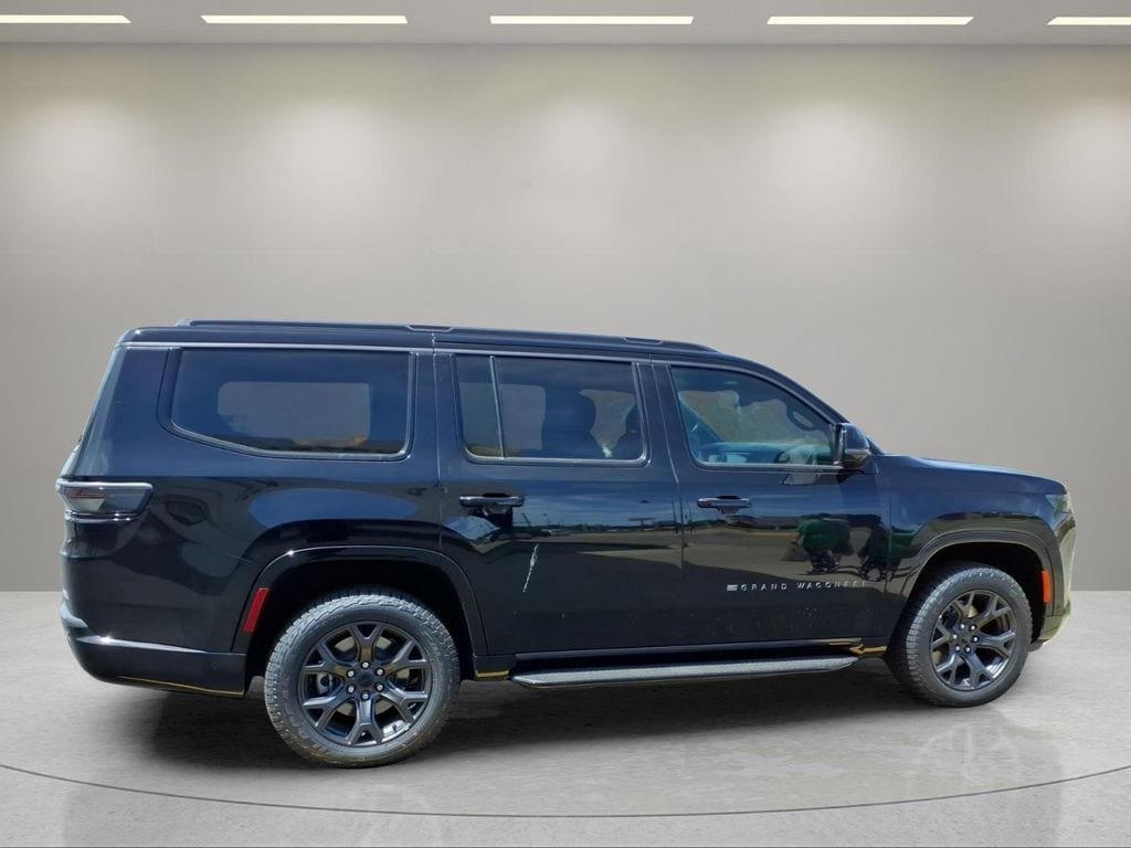 New 2026 Jeep Grand Wagoneer 4WD image 2