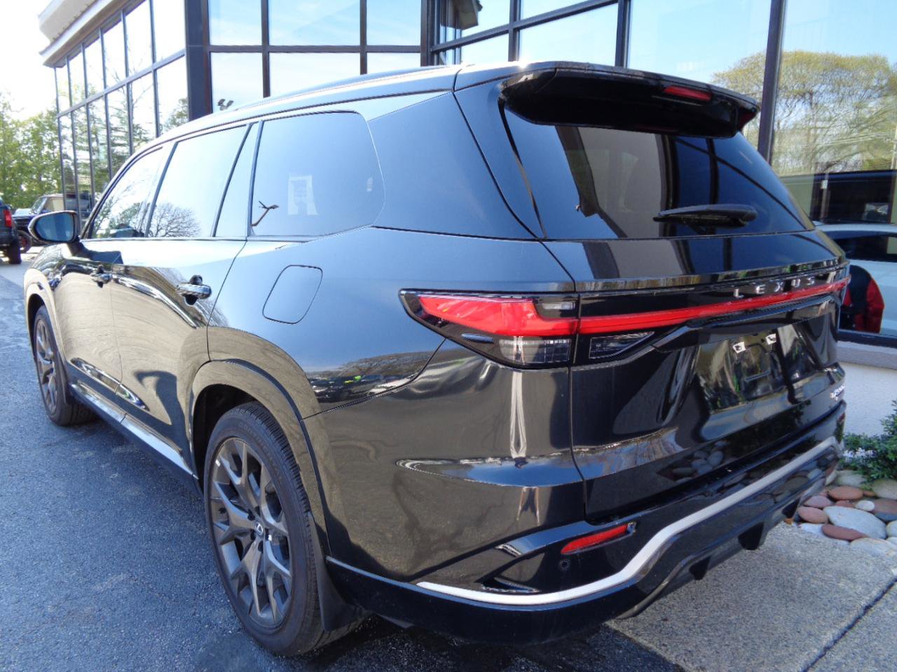 Used 2025 Lexus TX 500h AWD image 6