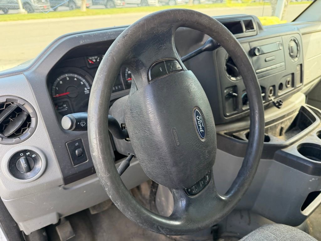 Used 2013 Ford E-350 and Econoline 350 Super Duty w/ PWR Locks & Windows Group RWD image 9