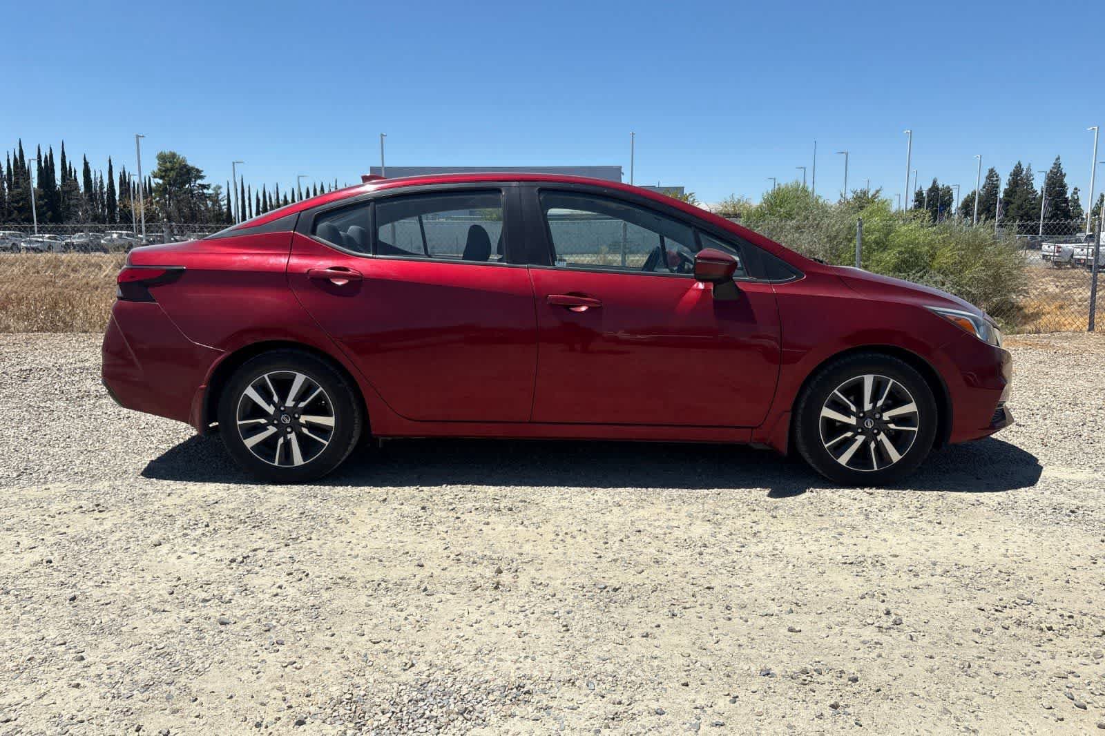 Used 2020 Nissan Versa SV FWD image 9