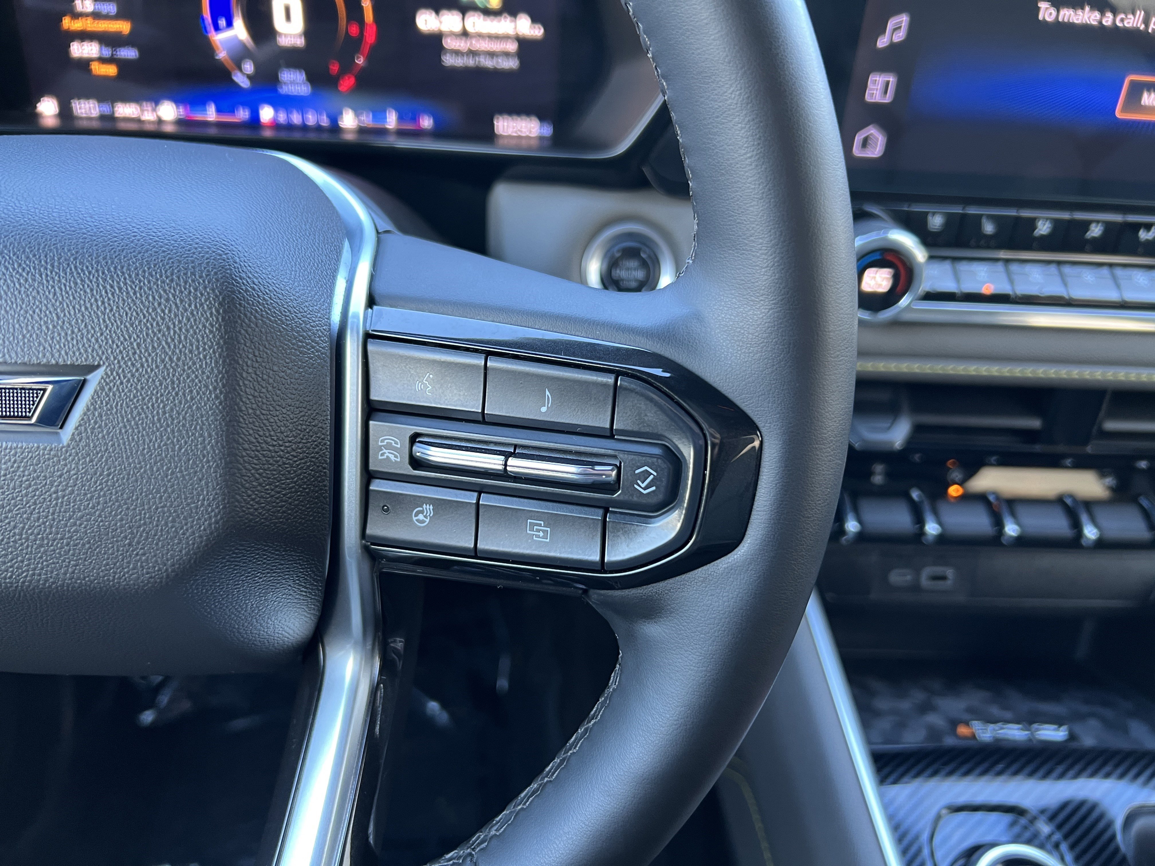 Certified 2024 Chevrolet Colorado ZR2 w/ ZR2 Bison Edition image 25