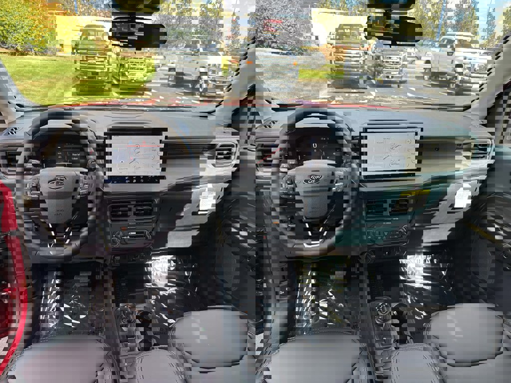 New 2025 Ford Maverick Lariat w/ Black Appearance Package image 46