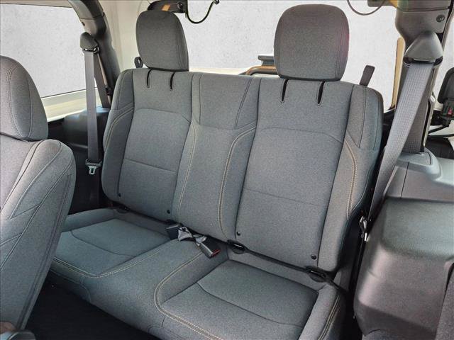 Used 2025 Jeep Wrangler Sport AWD/4WD image 16