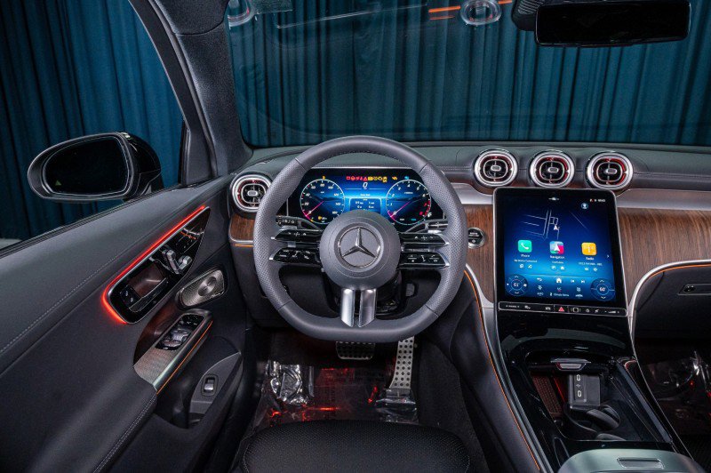 New 2026 Mercedes-Benz GLC 300 4MATIC image 15