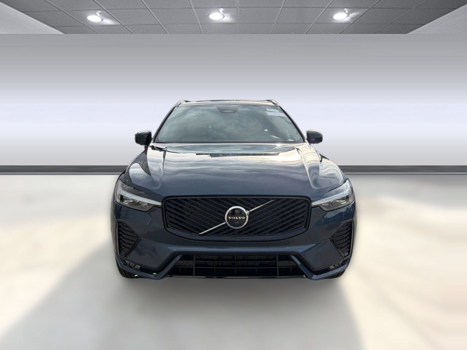 New 2026 Volvo XC60 B5 Plus w/ Climate Package AWD/4WD image 6