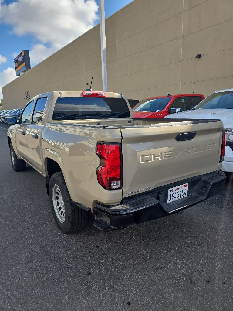 Used 2024 Chevrolet Colorado W/T RWD image 3