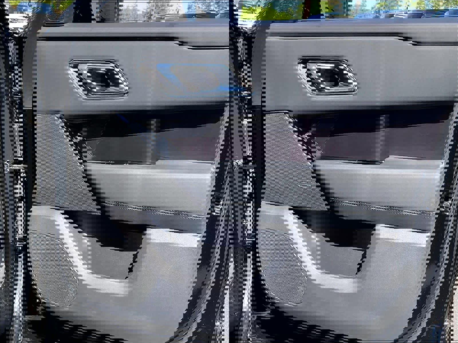 Used 2026 Land Rover Range Rover Velar Dynamic SE image 26