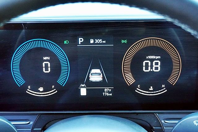 Certified 2026 Hyundai Kona SEL Sport image 32