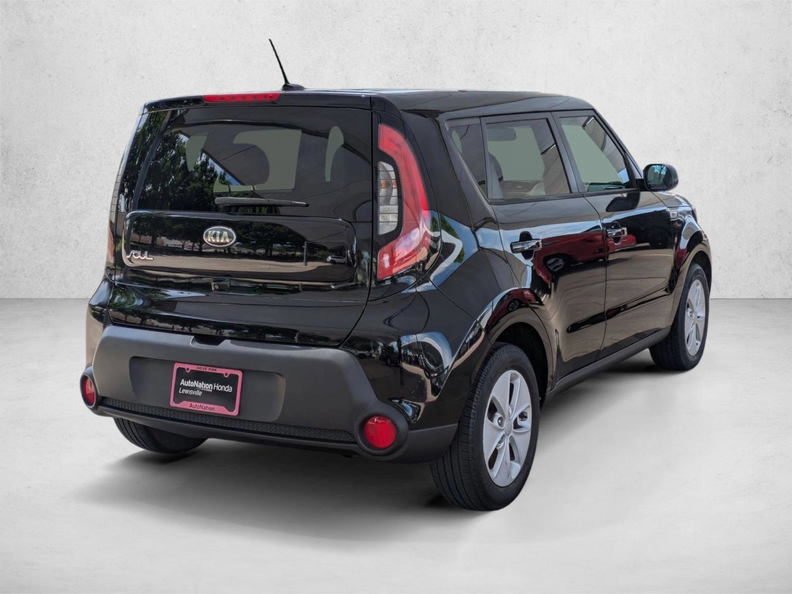 Used 2015 Kia Soul FWD image 5