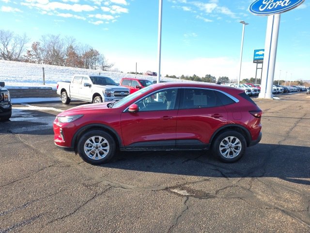 Used 2023 Ford Escape Active w/ Tech Pack #2 image 3