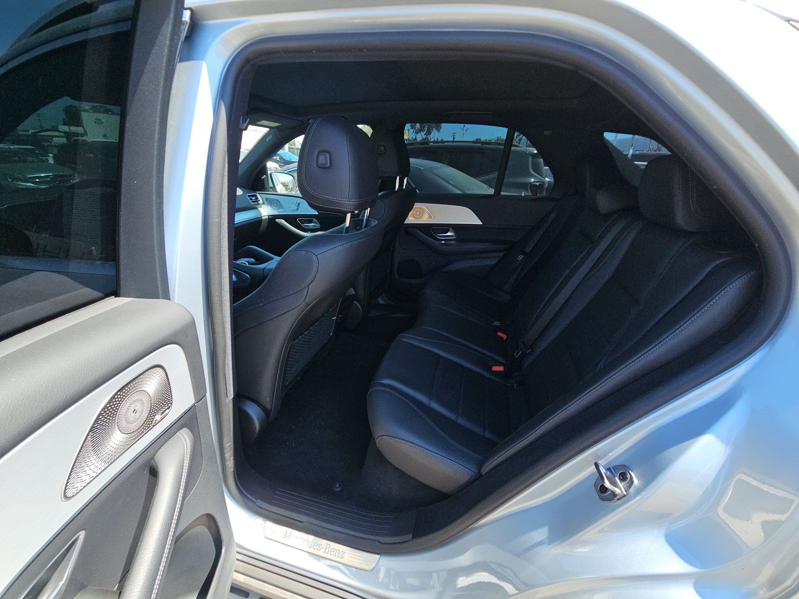 Used 2022 Mercedes-Benz GLE 350 w/ Premium Package image 15