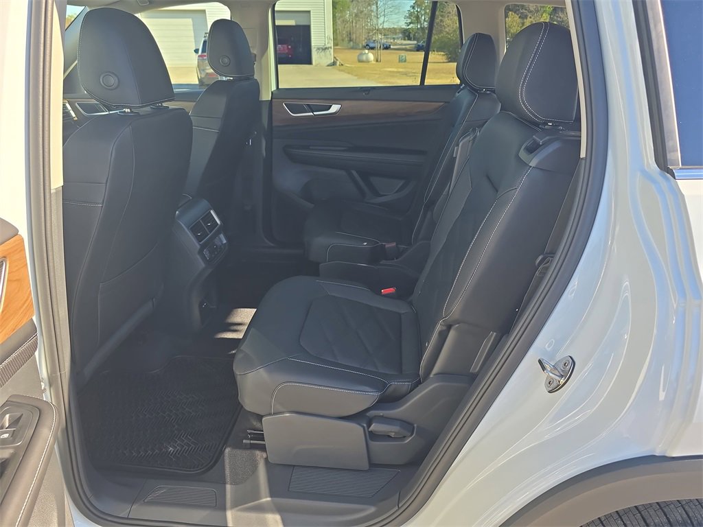 New 2026 Volkswagen Atlas SE image 34