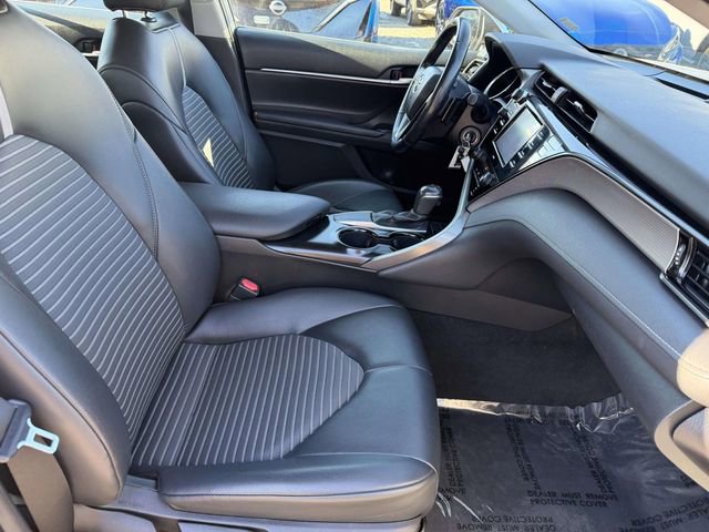 Used 2020 Toyota Camry SE image 9