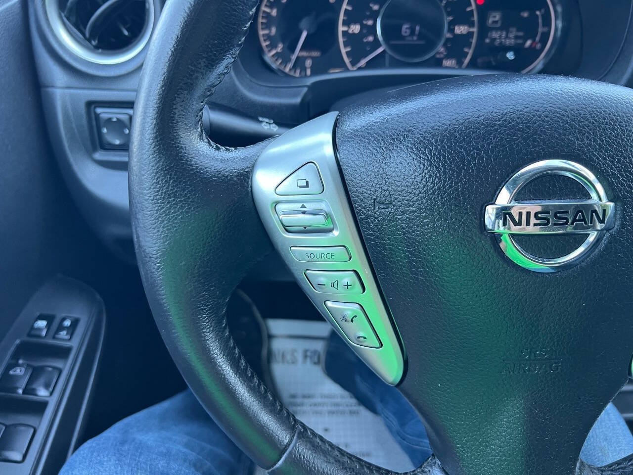 Used 2017 Nissan Versa Note SV FWD image 23