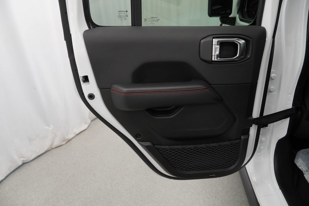 New 2026 Jeep Wrangler Unlimited Rubicon AWD/4WD image 30