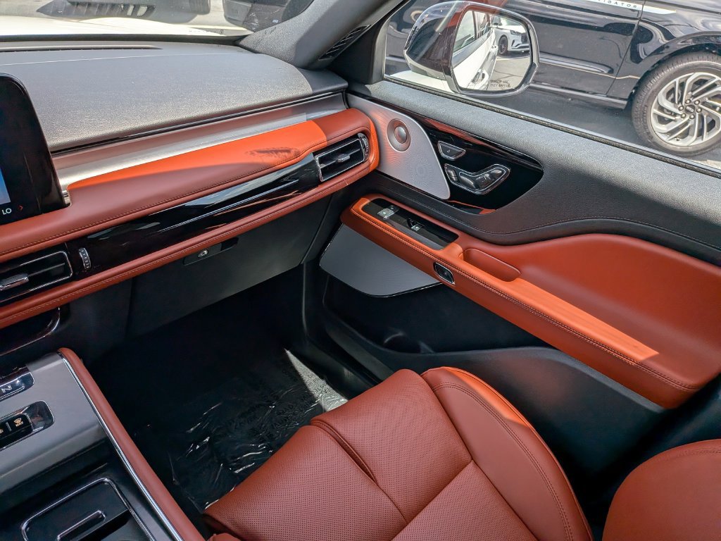 New 2026 Lincoln Aviator Reserve AWD/4WD image 19