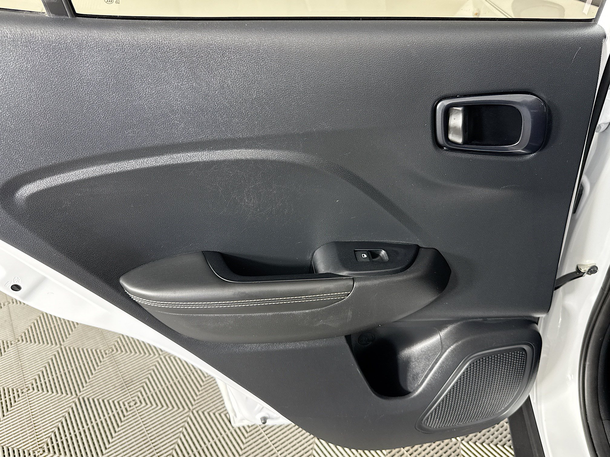 Used 2026 Hyundai Venue SEL FWD image 24