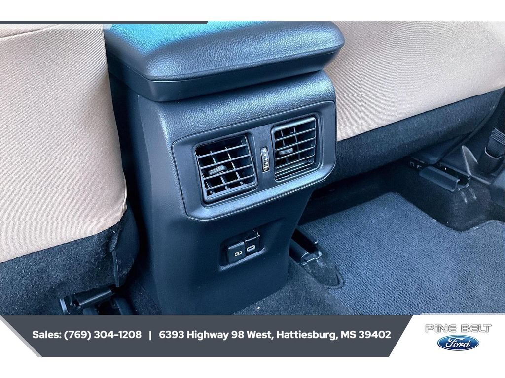 Used 2024 Toyota RAV4 XLE FWD image 25