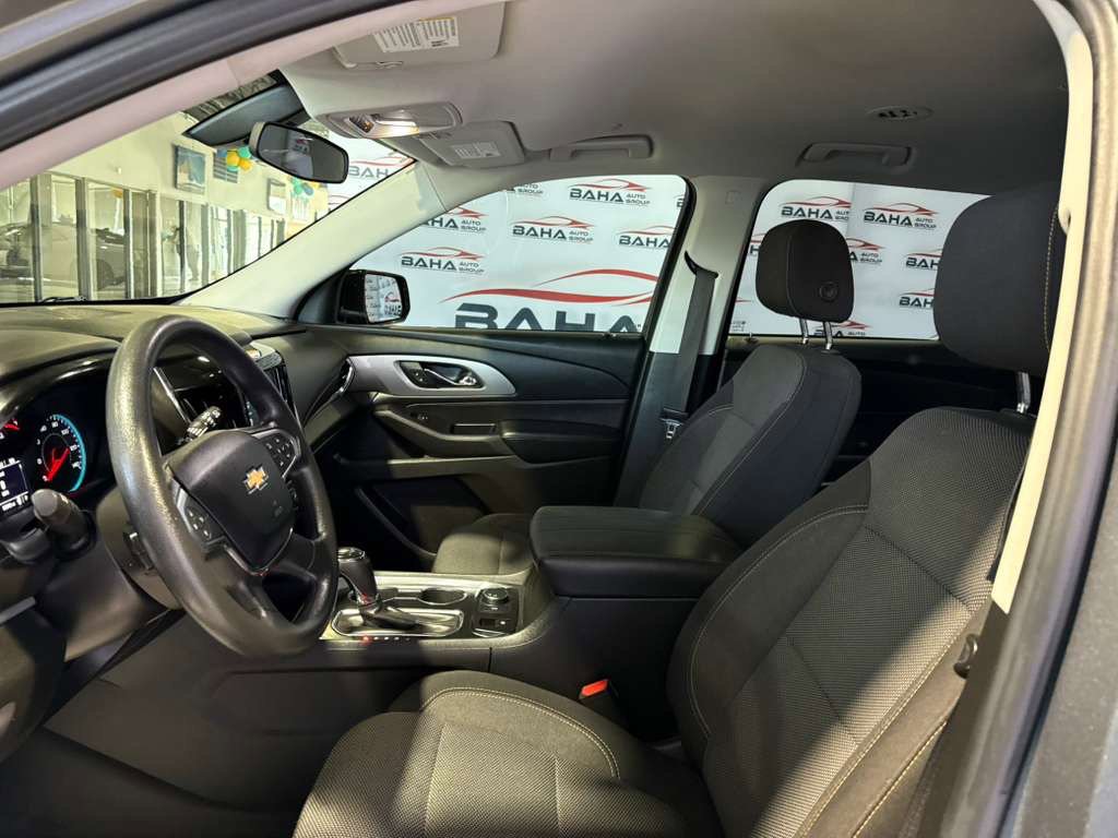 Used 2018 Chevrolet Traverse LS image 28