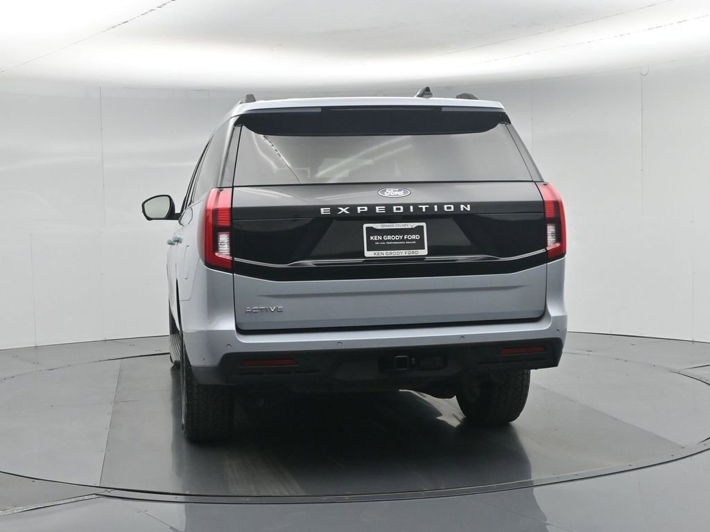 Used 2025 Ford Expedition Active image 59