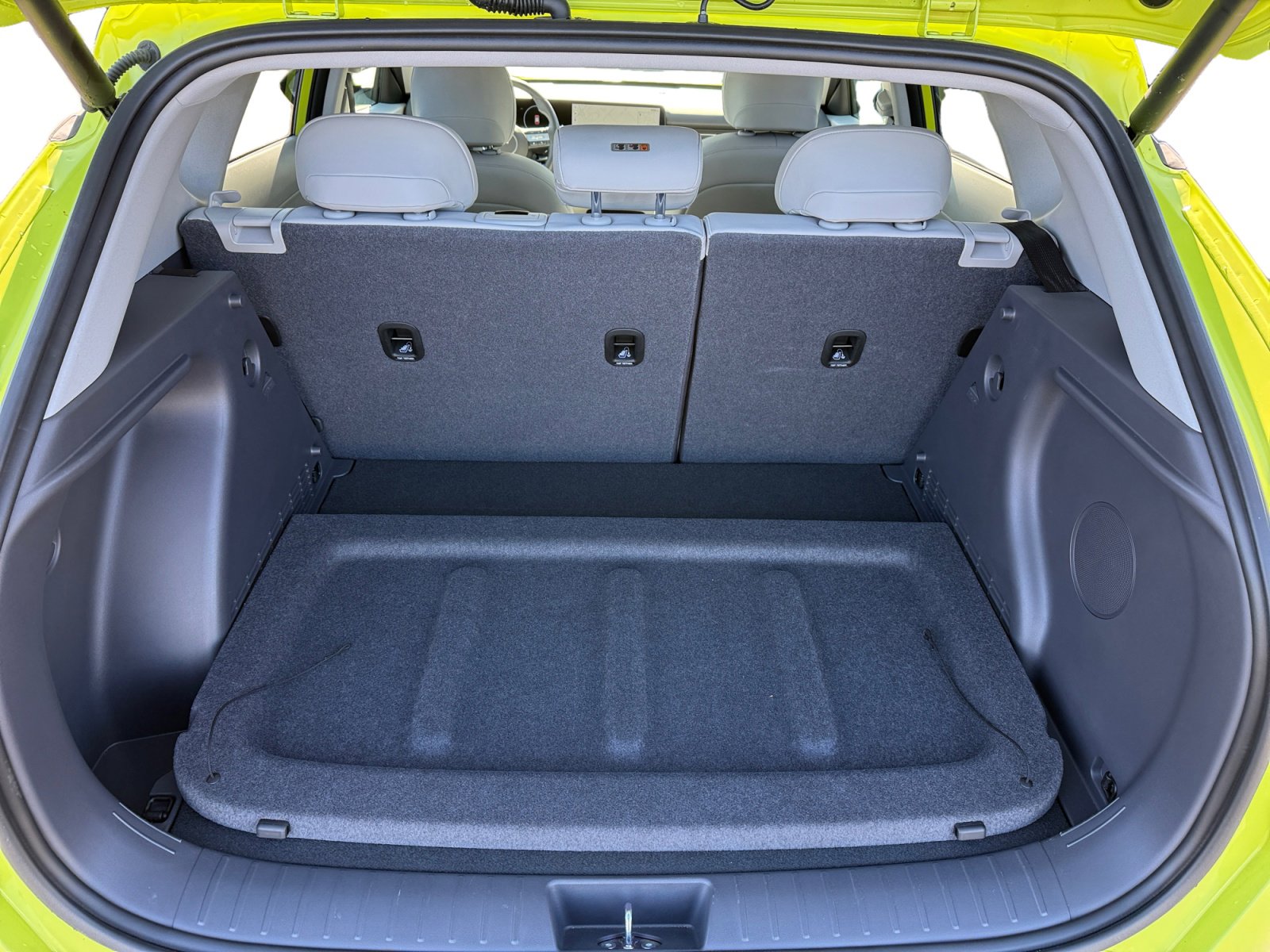 Certified 2025 Hyundai Kona Limited image 17