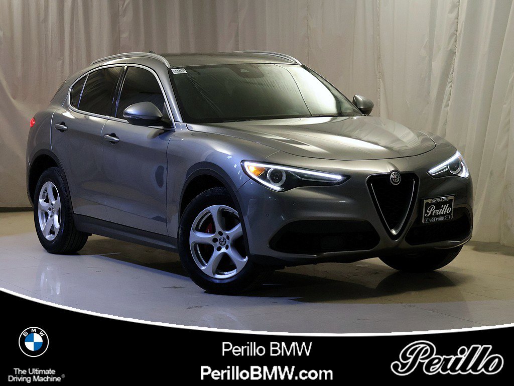 Used 2018 Alfa Romeo Stelvio AWD image 1