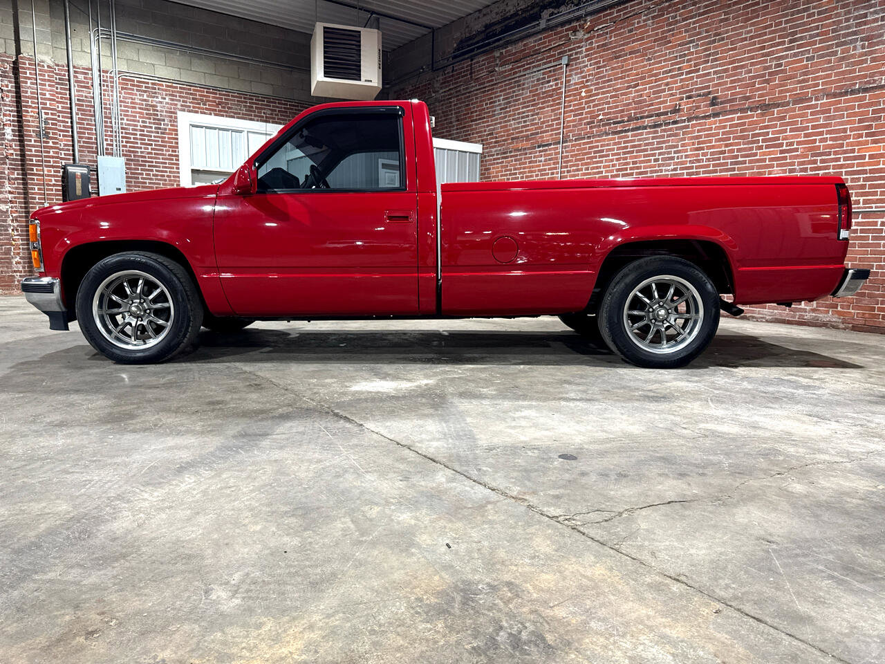 Used 1989 Chevrolet Silverado 1500 2WD Regular Cab image 24