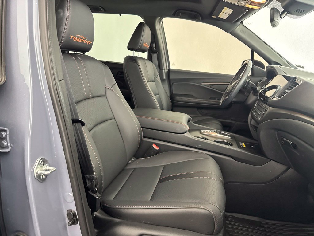 Used 2024 Honda Passport TrailSport image 31