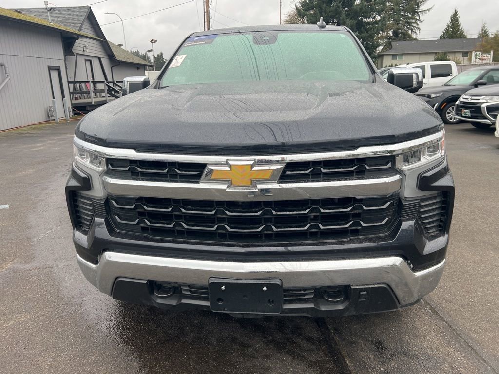 Used 2023 Chevrolet Silverado 1500 LT w/ Safety Package image 3