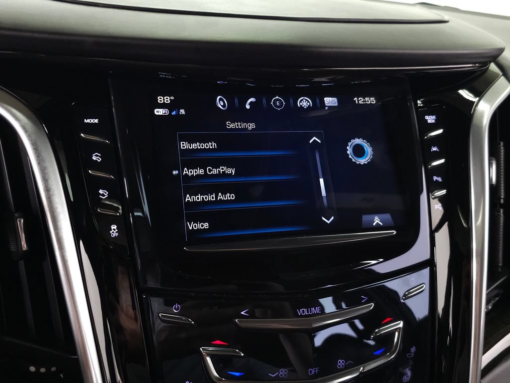 Used 2020 Cadillac Escalade Platinum w/ Escalade Sport Edition AWD/4WD image 32