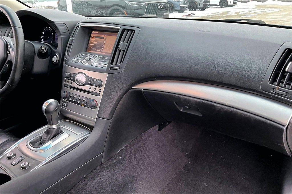 Used 2011 INFINITI G37 x w/ Premium Pkg image 25