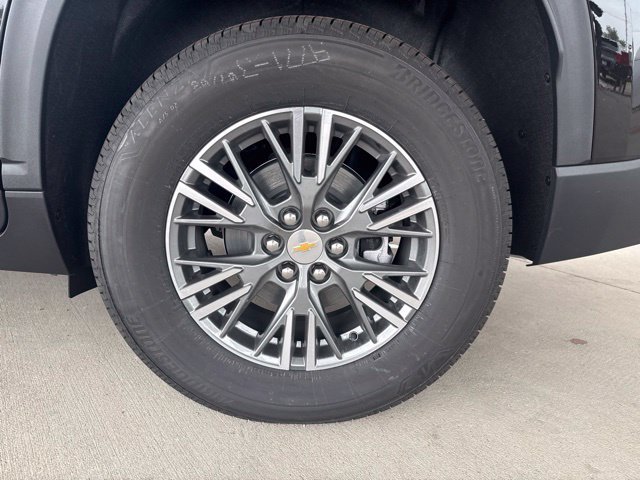 New 2026 Chevrolet Traverse LT w/ Driver Confidence Package AWD/4WD image 11