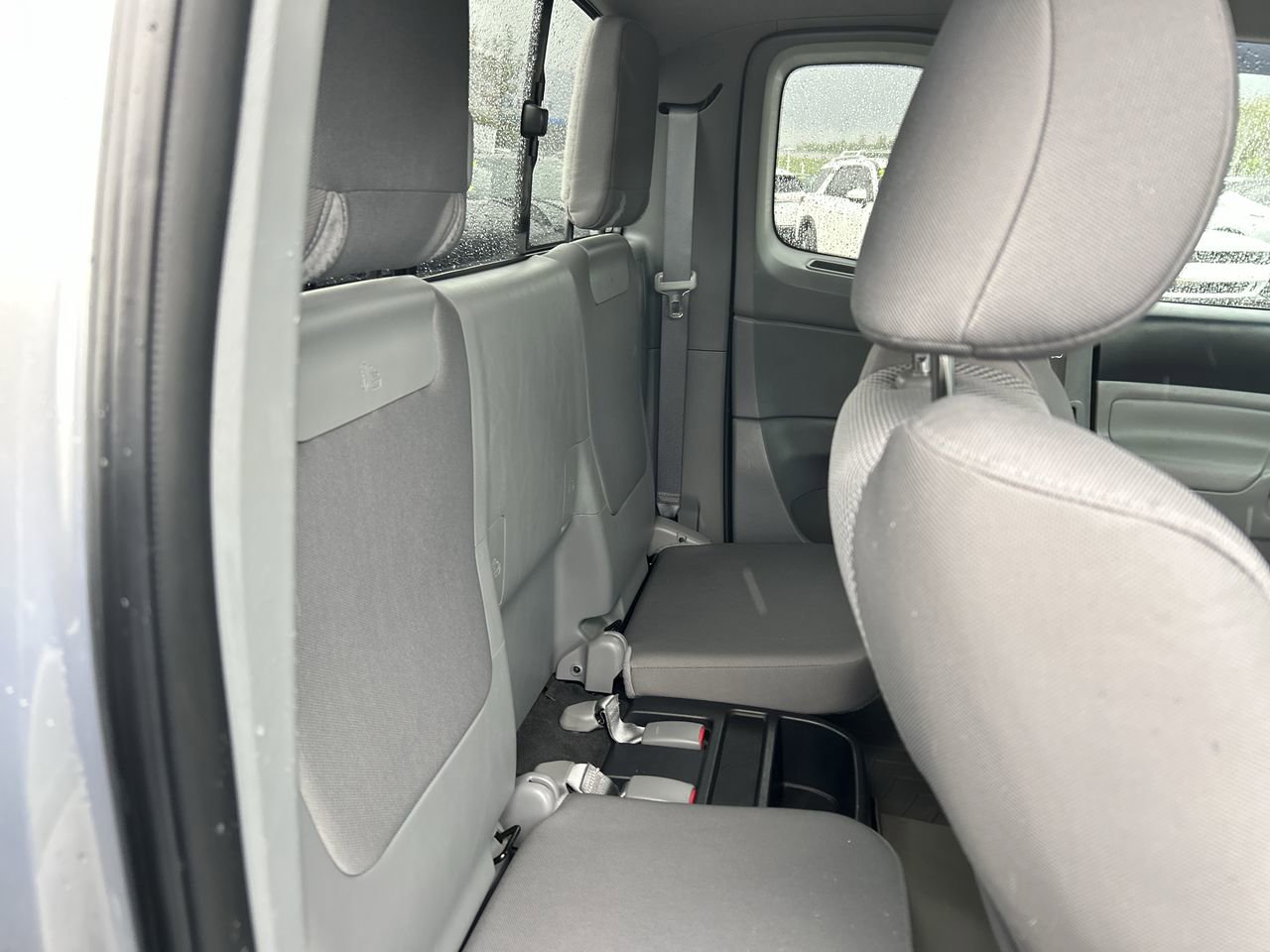 Used 2015 Toyota Tacoma 4x4 Access Cab V6 w/ TRD Sport Package image 19