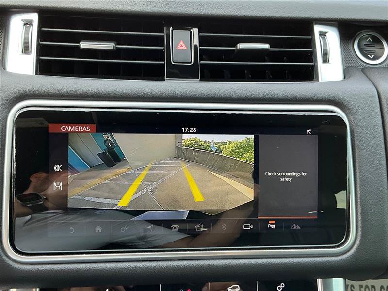 Used 2019 Land Rover Range Rover Sport SE AWD/4WD image 51