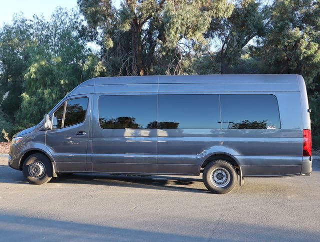 Used 2021 Mercedes-Benz Sprinter 3500 image 34