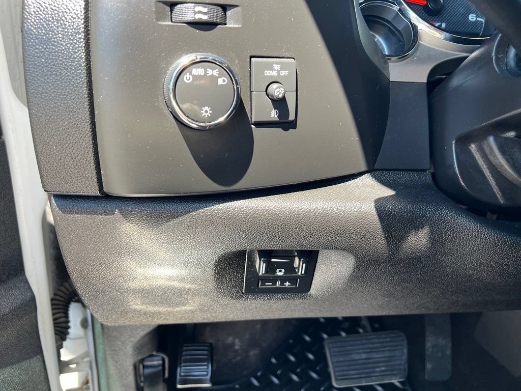 Used 2013 Chevrolet Silverado 1500 LT w/ All-Star Edition AWD/4WD image 39