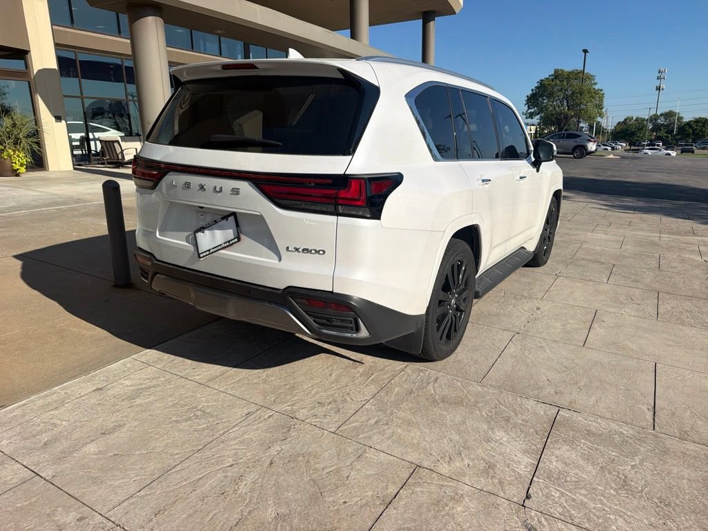 Used 2023 Lexus LX 600 4WD w/ Accessory Package (Z1) image 3