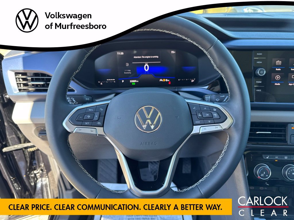 Certified 2023 Volkswagen Taos SE w/ Panoramic Sunroof Package FWD image 17