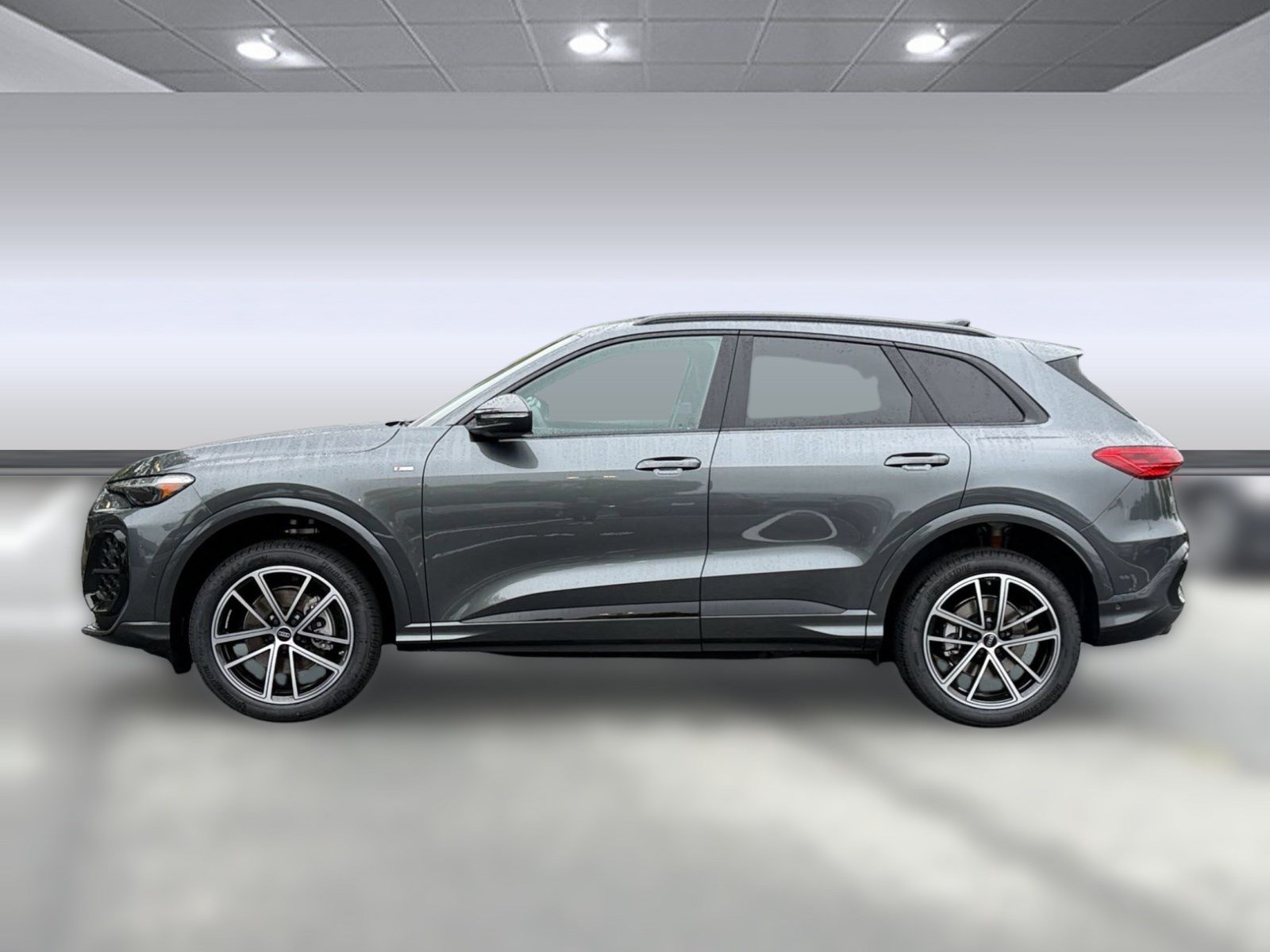 New 2026 Audi Q5 Premium AWD/4WD image 2