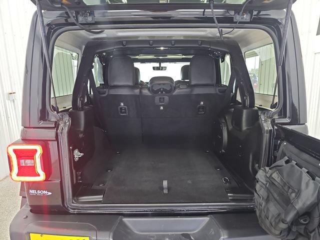 Used 2018 Jeep Wrangler Unlimited Rubicon AWD/4WD image 21