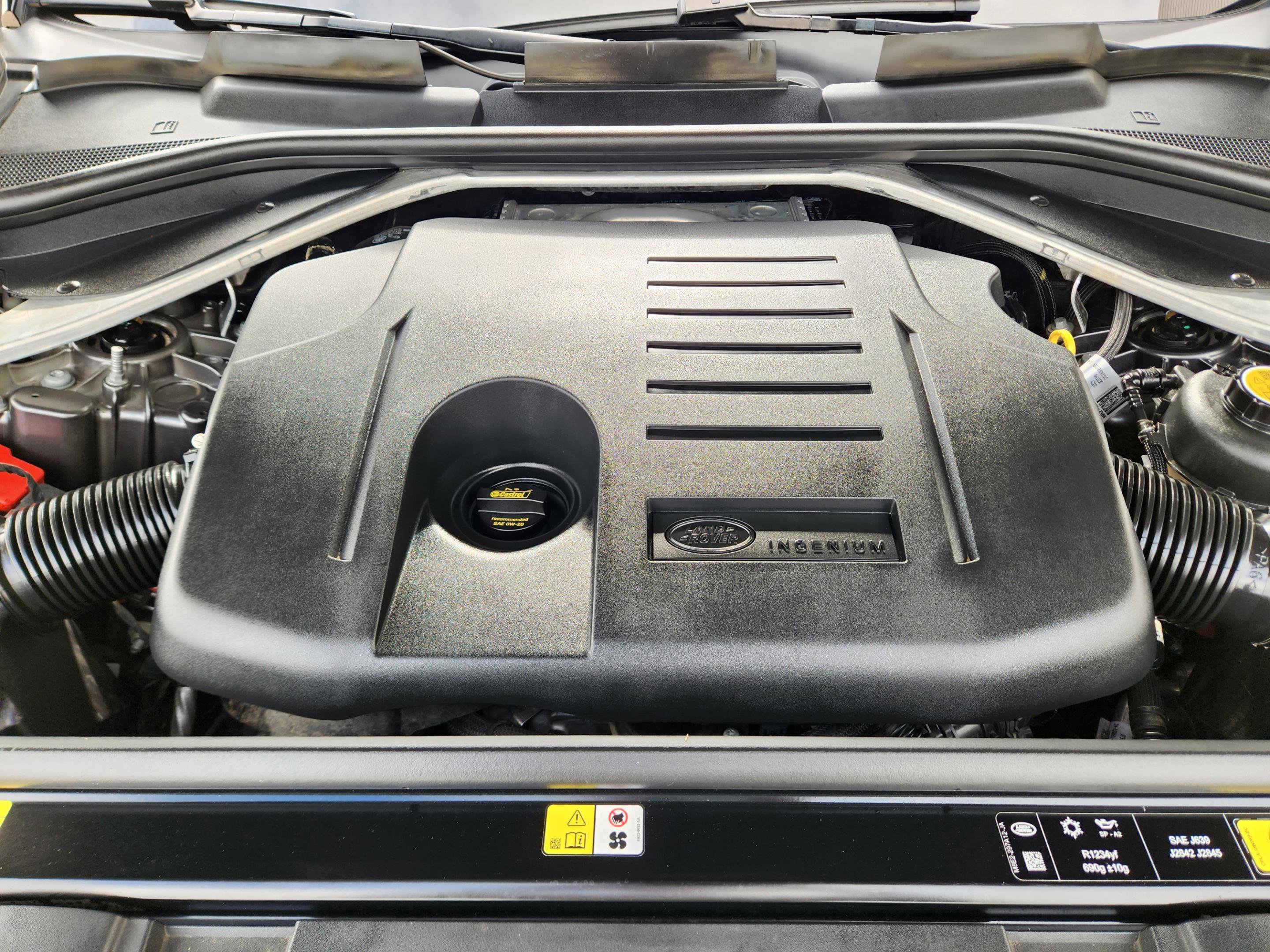 Used 2024 Land Rover Range Rover Sport SE image 28