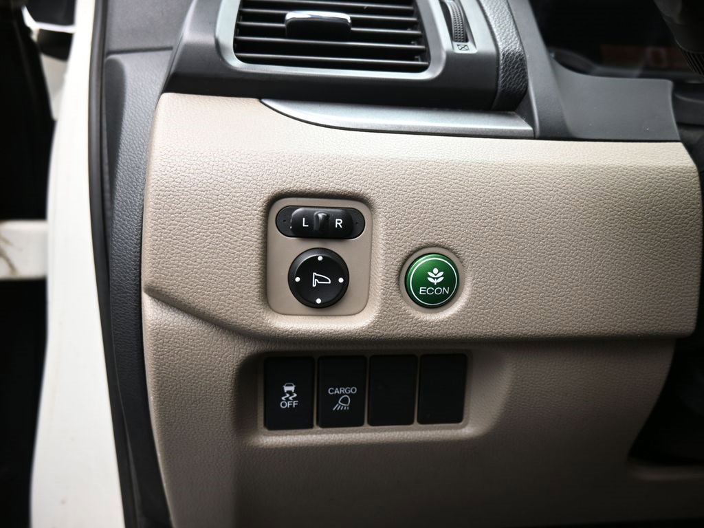 Used 2017 Honda Ridgeline RTS image 32