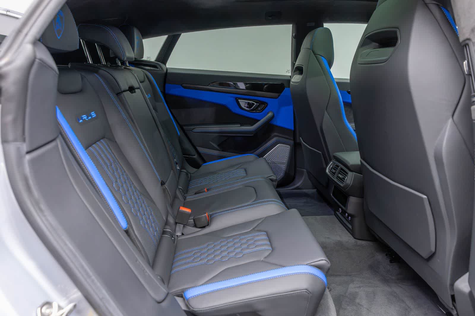 Used 2024 Lamborghini Urus S AWD/4WD image 13