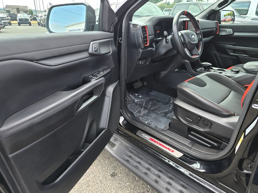 Used 2024 Ford Ranger Raptor AWD/4WD image 16